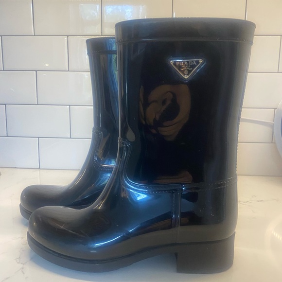 Prada Women's Black Rain Boots - Size 36 - Picture 2 of 5